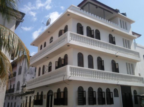  Funguni Palace Hotel  Занзиба́р